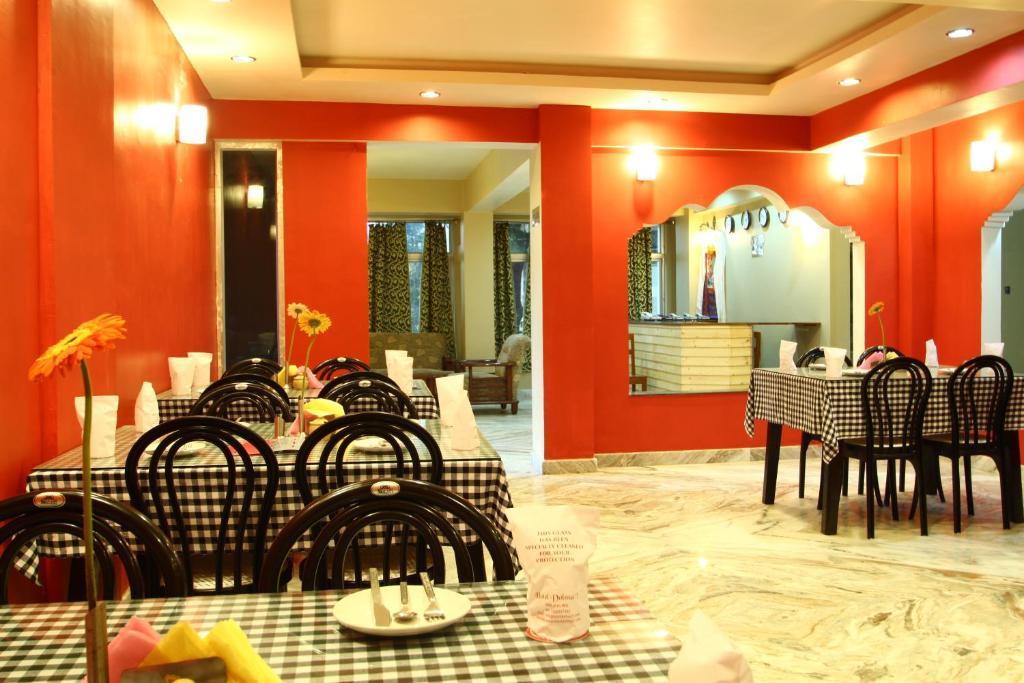 Golden Dolma Hotel Дарджилинг Стая снимка