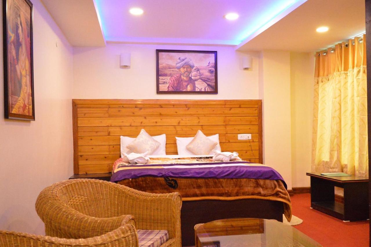 Golden Dolma Hotel Дарджилинг Екстериор снимка
