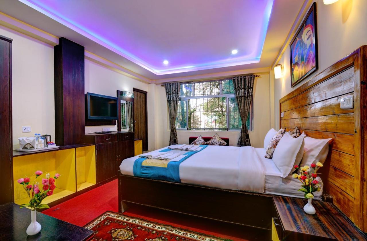 Golden Dolma Hotel Дарджилинг Екстериор снимка